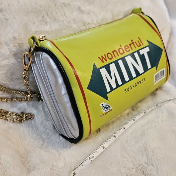 Mint Gum Purse - Picture 2 of 3